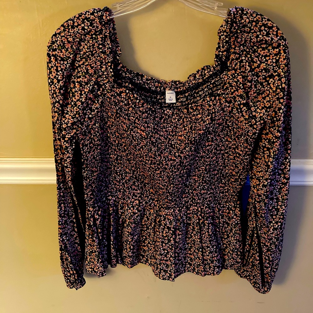 Old Navy Woman’s Peasant Blouse,Pink Floral on Black Gathered Bodice